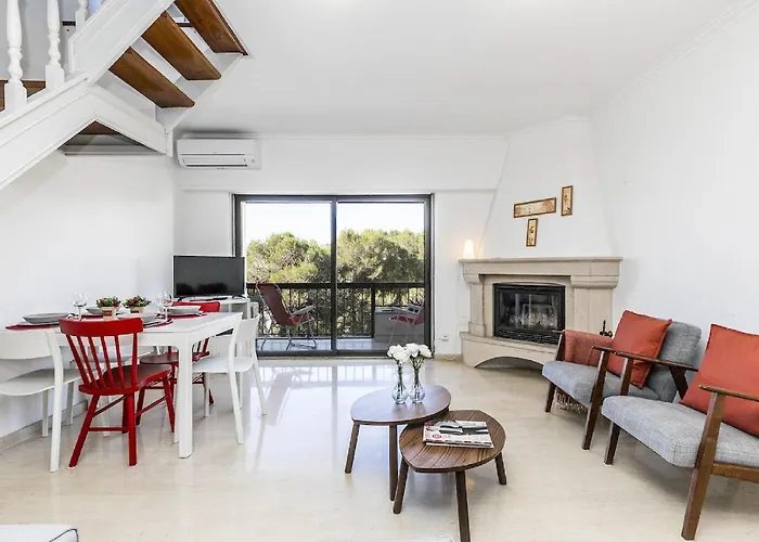 Guia Alamos Duplex Apartman Cascais