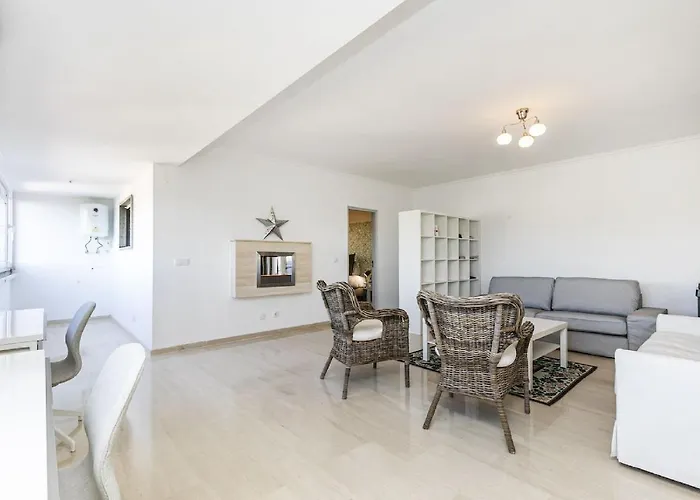 Guia Alamos Duplex Cascais